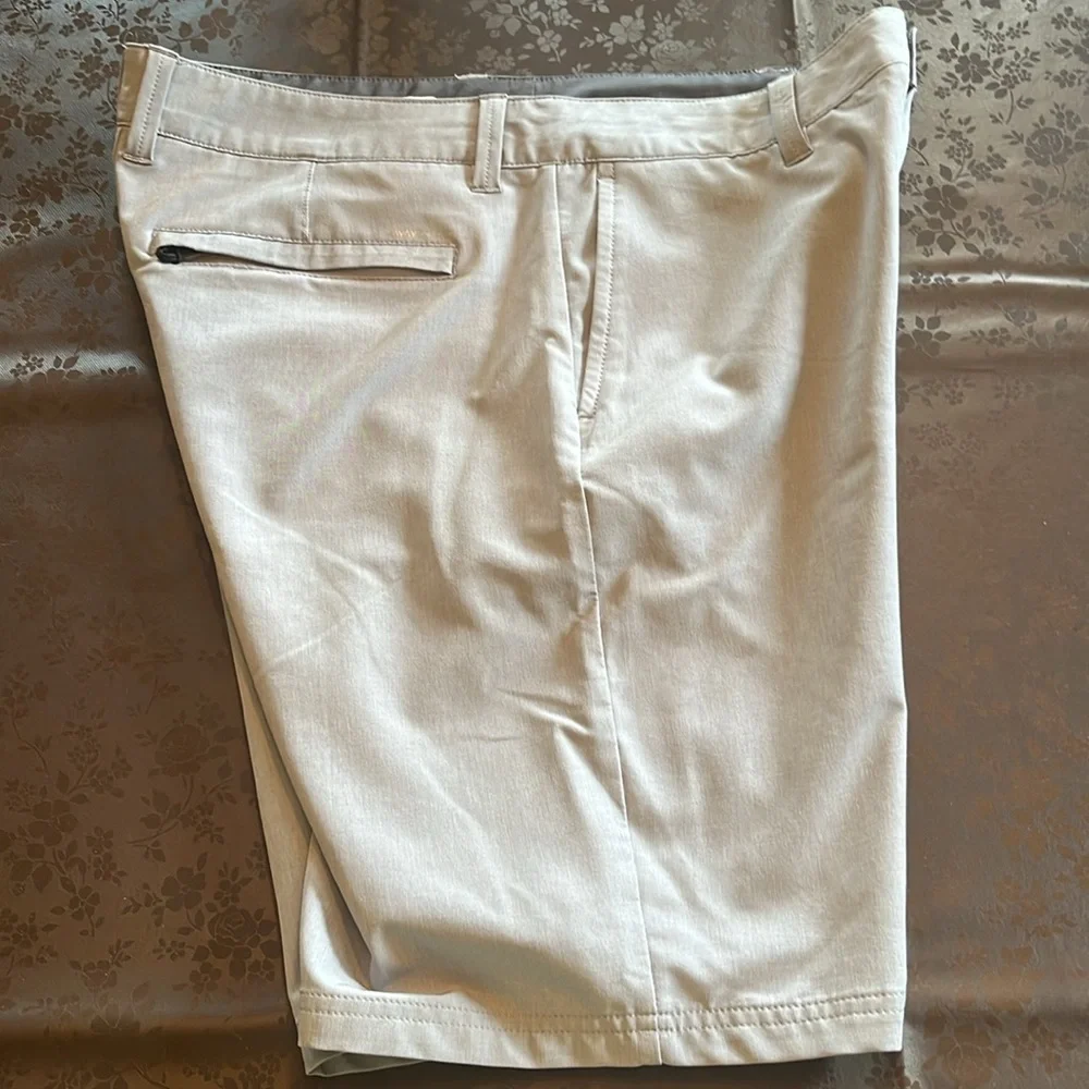 Men’s Quiksilver Amphibian Gray shorts, Sz 30, NICE!!! - Picture 3 of 7